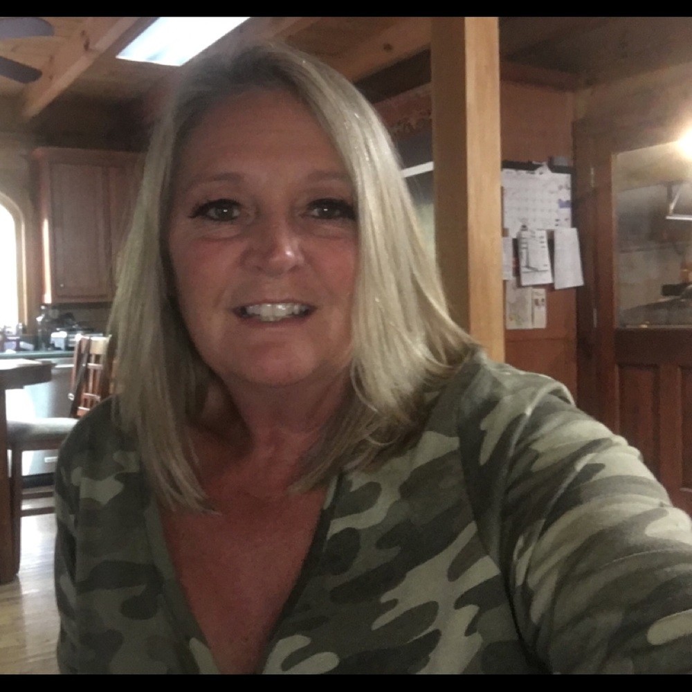 Meet your Posher, Sandra